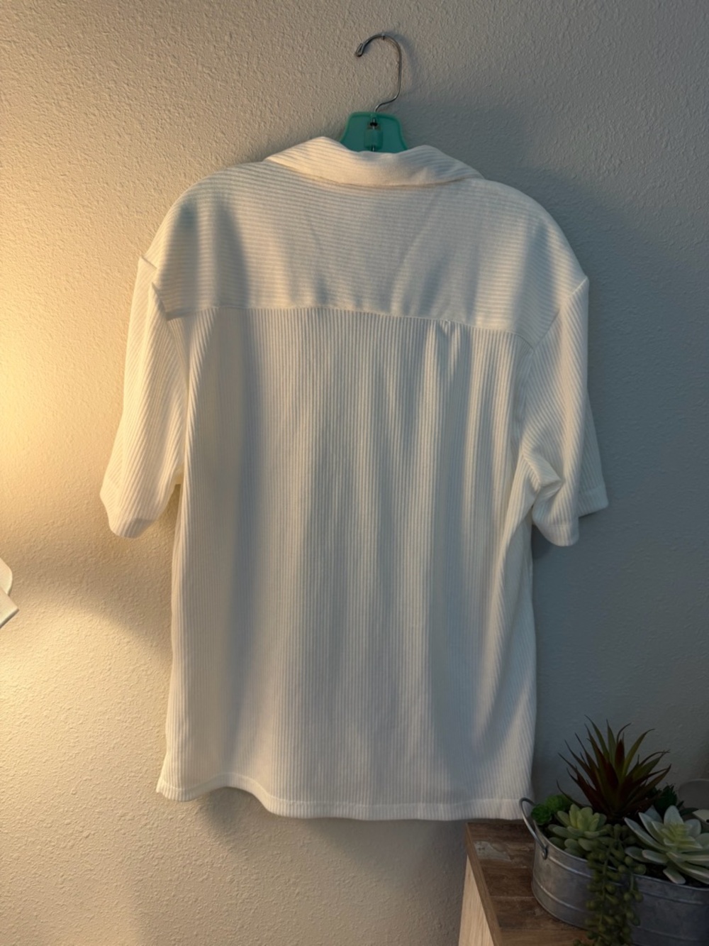 Denim & Flower Men's White Short-Sleeve Ribbed Button-Down Shirt - Picture 6 of 6
